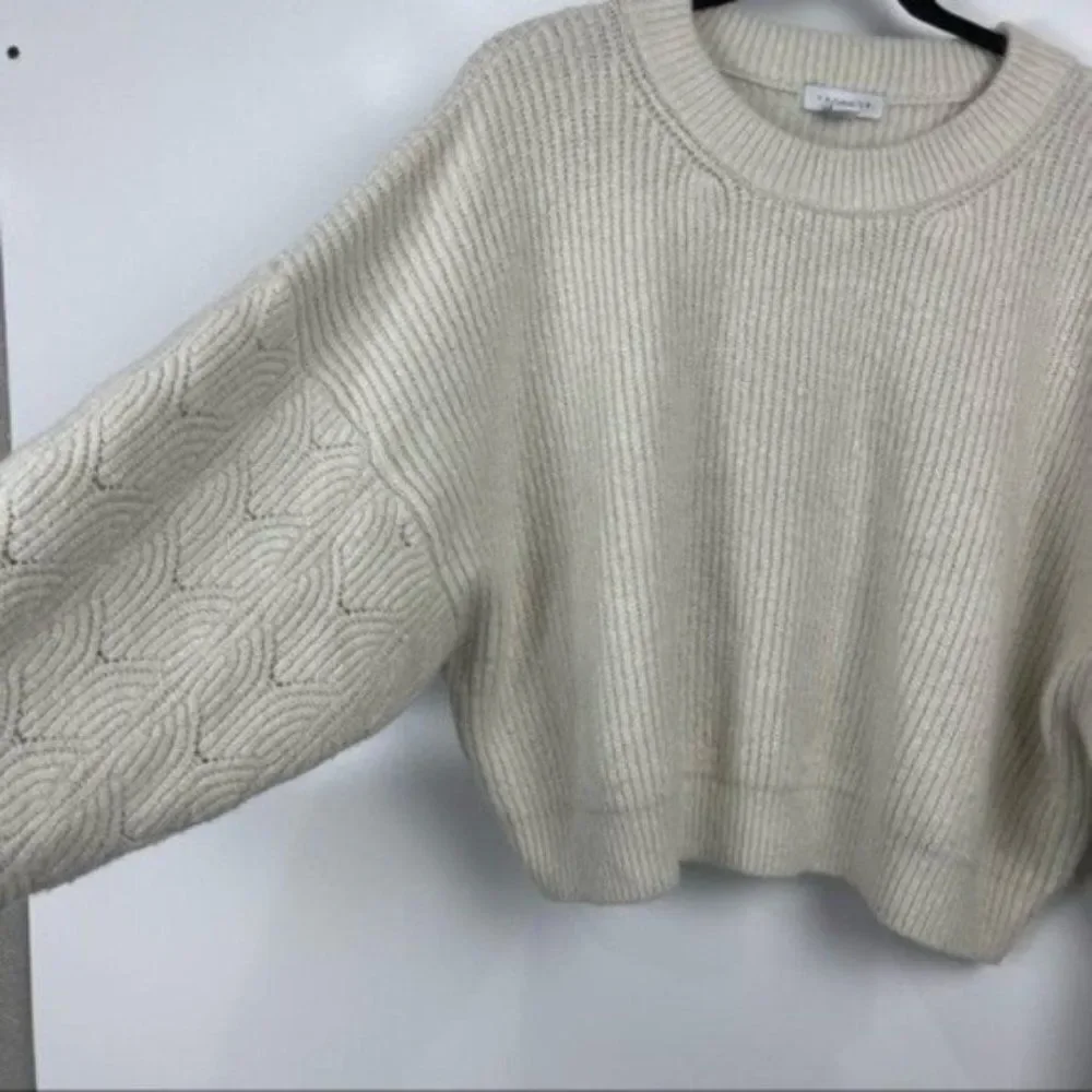 Topshop Off White Oversized Knit Cropped Crewneck Sweater Women's Size 14